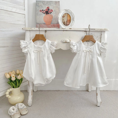Bow fly sleeve princess outfit
