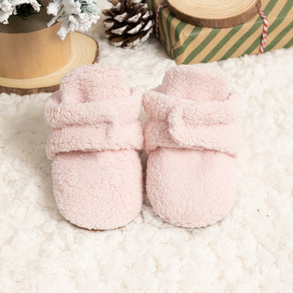 Newborn Winter Booties – Soft Sole Non-Slip First Walkers (0–18 Months)
