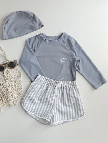 Long sleeve top & printed shorts