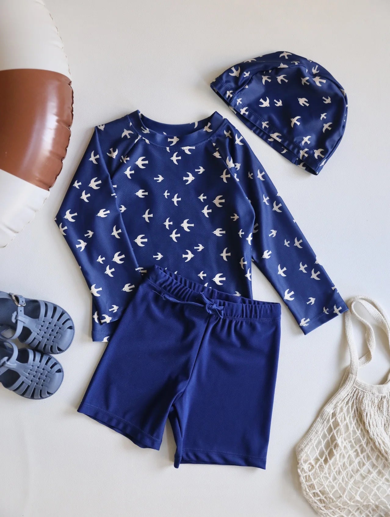 Long sleeve top & printed shorts