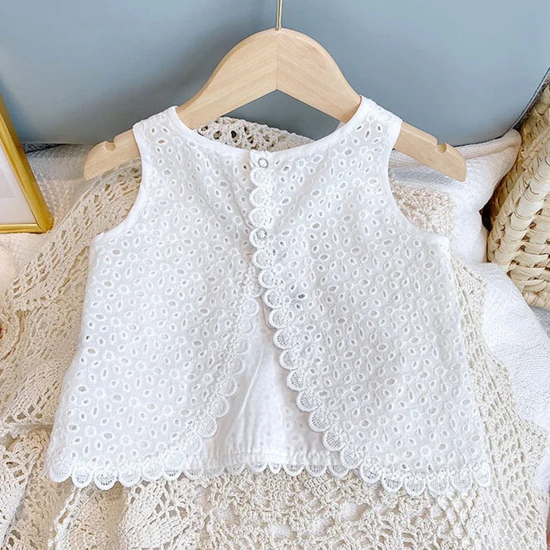 Sleeveless top & shorts outfit