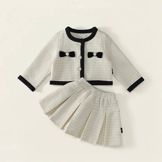 Round collar top & pleated skirt