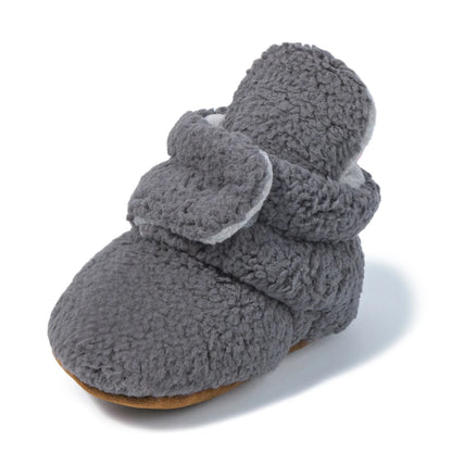 Newborn Winter Booties – Soft Sole Non-Slip First Walkers (0–18 Months)