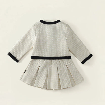 Round collar top & pleated skirt