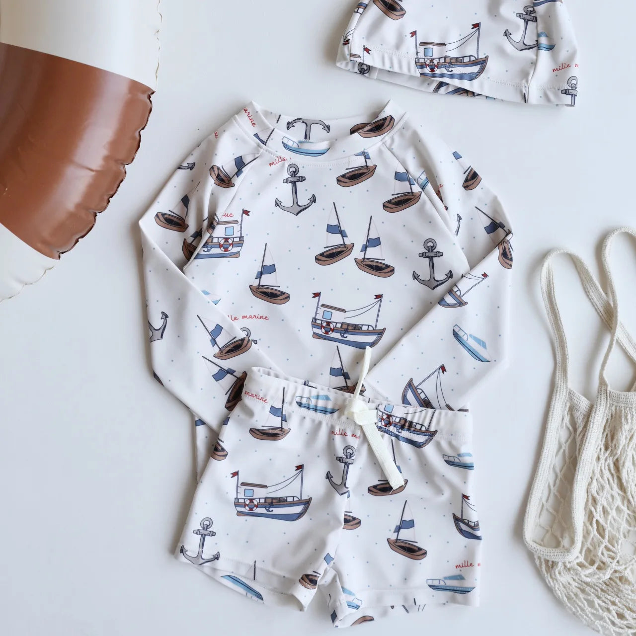 Long sleeve top & printed shorts