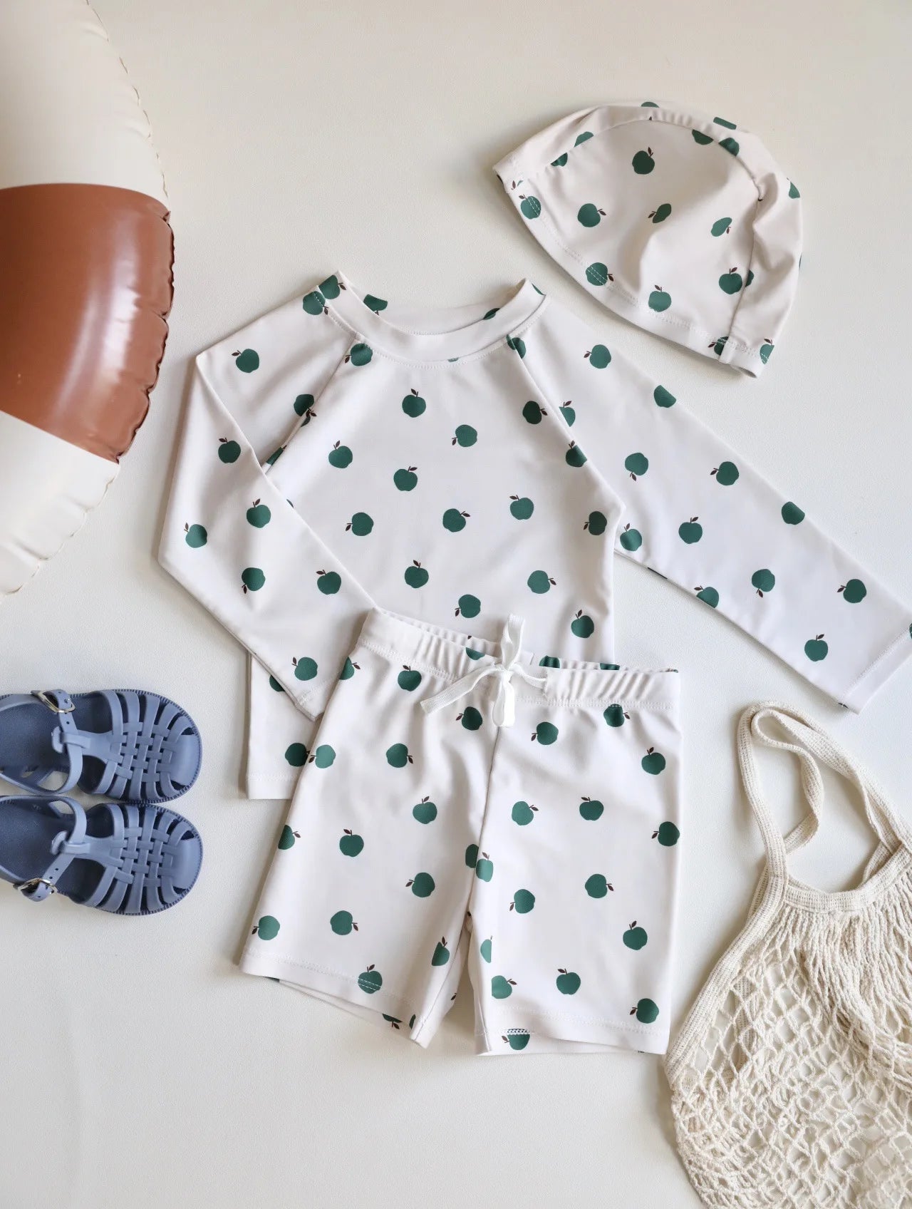 Long sleeve top & printed shorts