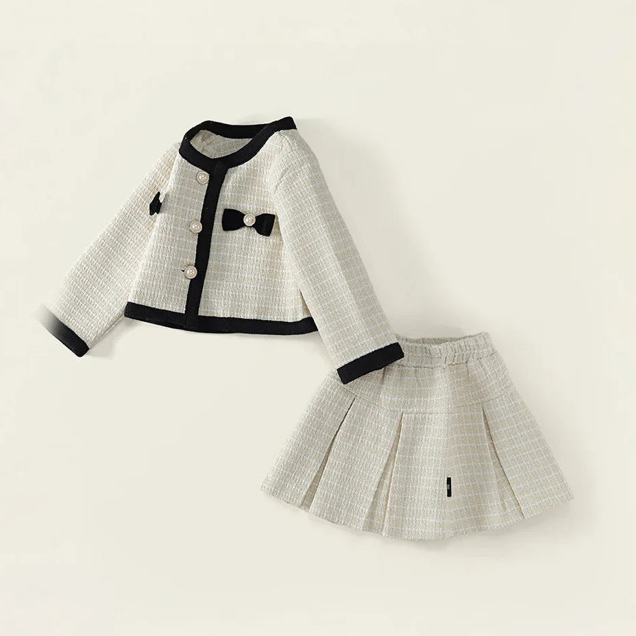 Round collar top & pleated skirt