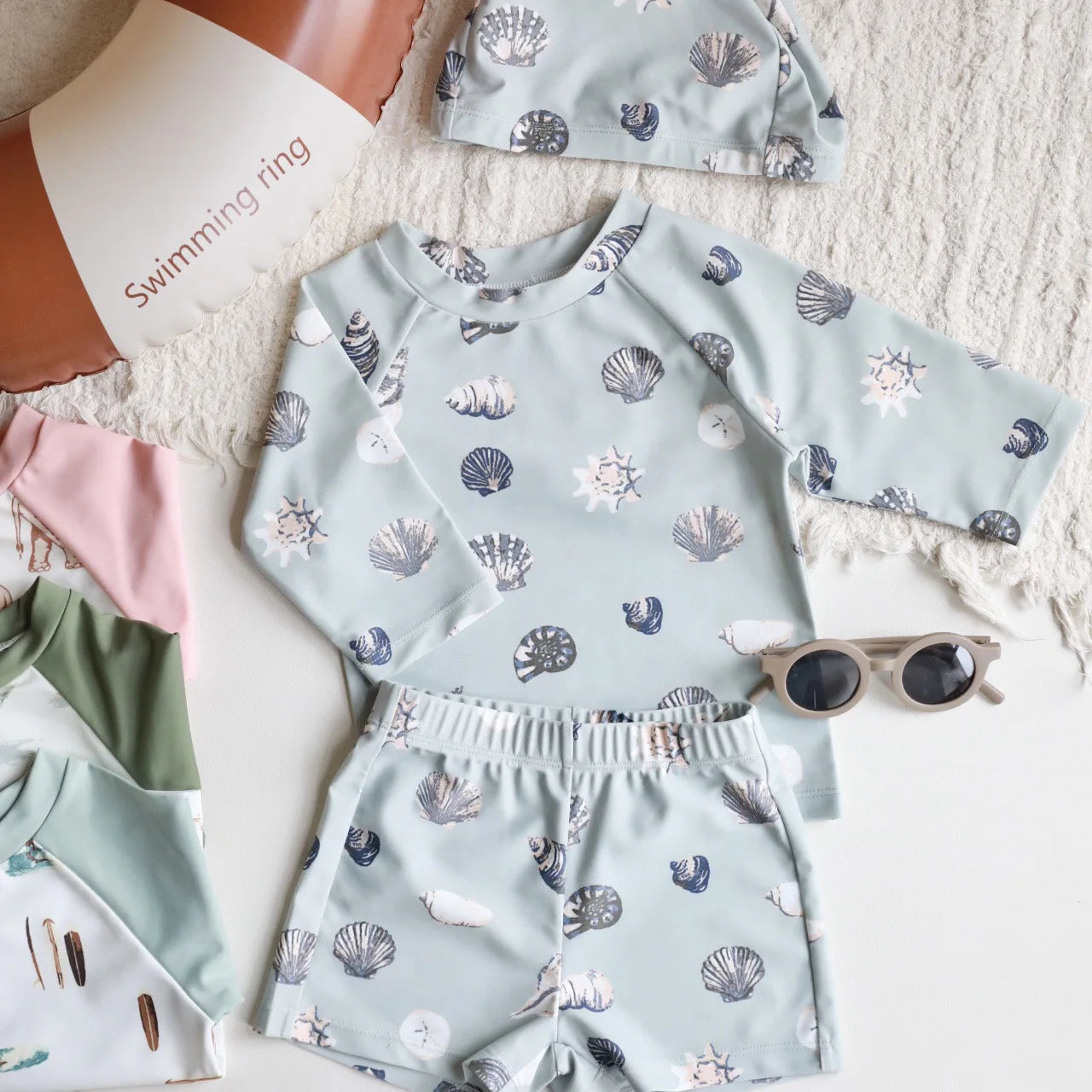 Summer baby boys swim set /  Cartoon print sun-proof 2-piece outfit