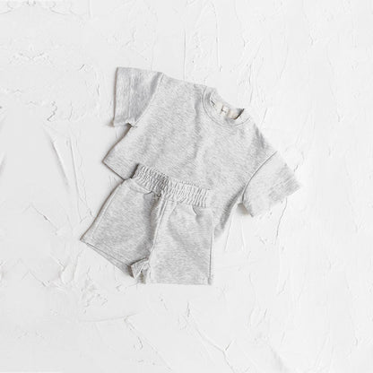 Solid T-shirt & shorts