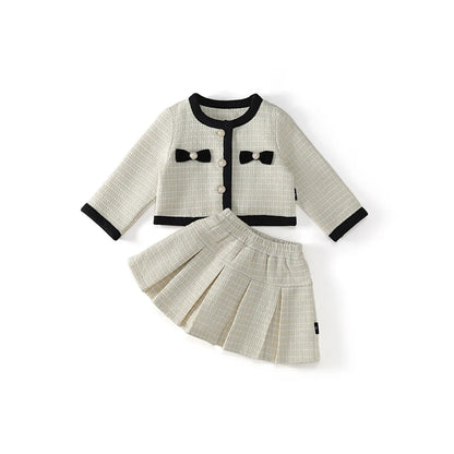 Round collar top & pleated skirt