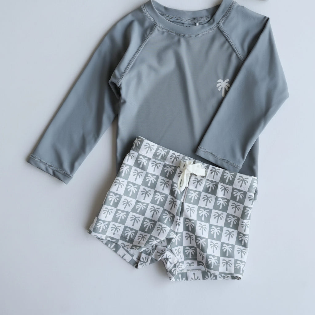 Long sleeve top & printed shorts