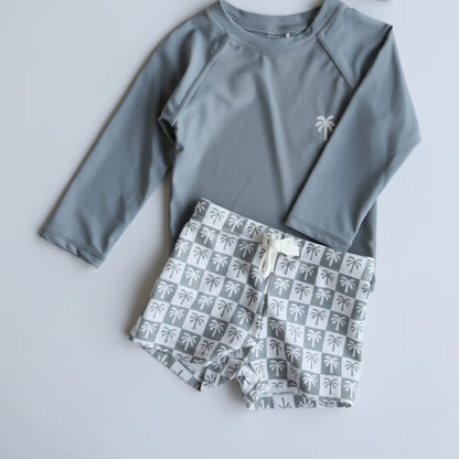 Long sleeve top & printed shorts