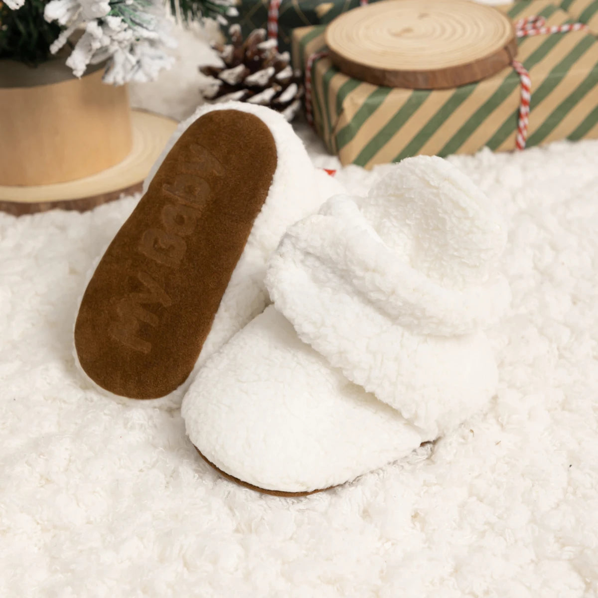 Newborn Winter Booties – Soft Sole Non-Slip First Walkers (0–18 Months)