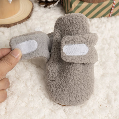 Newborn Winter Booties – Soft Sole Non-Slip First Walkers (0–18 Months)