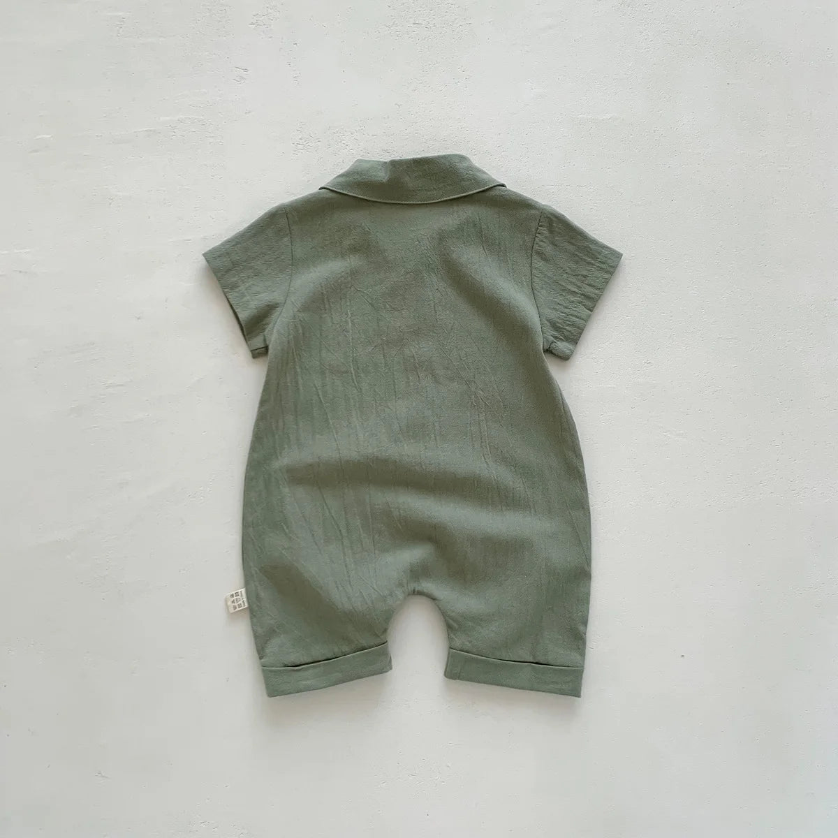 Short sleeve solid color jumpsuit