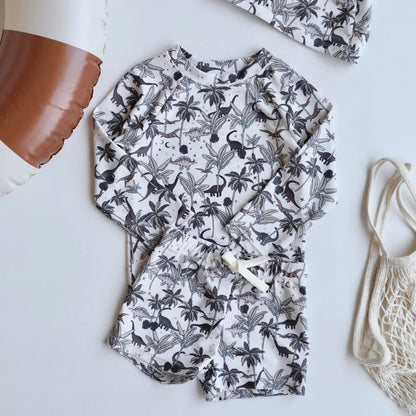 Long sleeve top & printed shorts