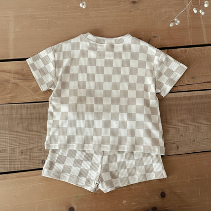 Summer baby tracksuit set – Chessboard shirt + Shorts (2-Piece Outfit)