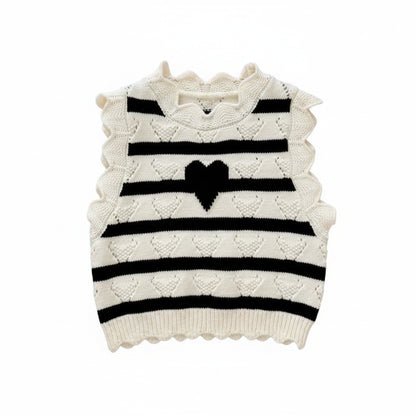 Striped heart sleeveless top with scalloped trim