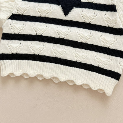 Striped heart sleeveless top with scalloped trim